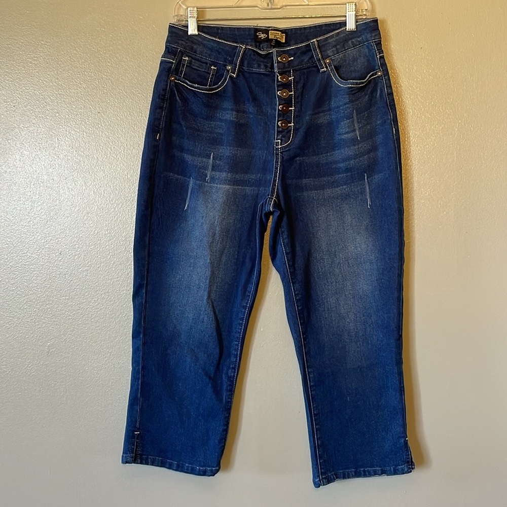 Suzanne Betro, denim, distressed, capri blue jeans . Size 12